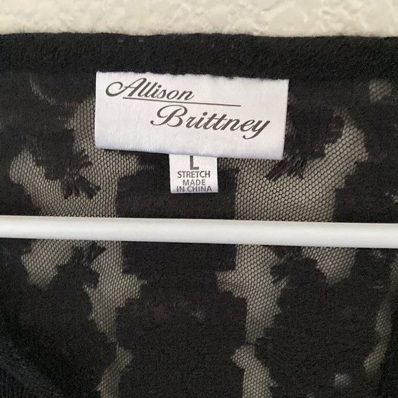 Black Lacy Long Sleeve shirt Sz Large with embroidered details - Picture 2 of 3